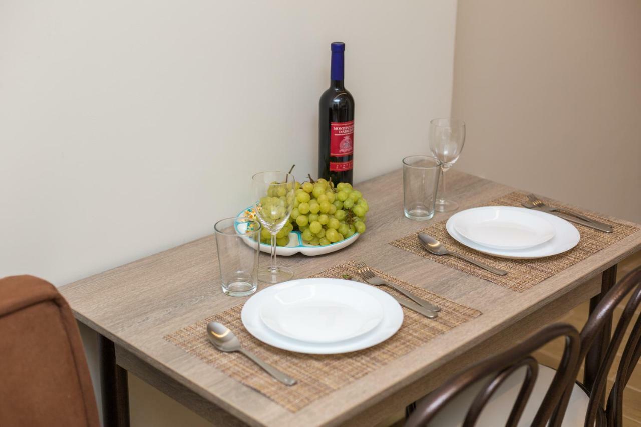 Sweet Home Vipgreece Aten Exteriör bild